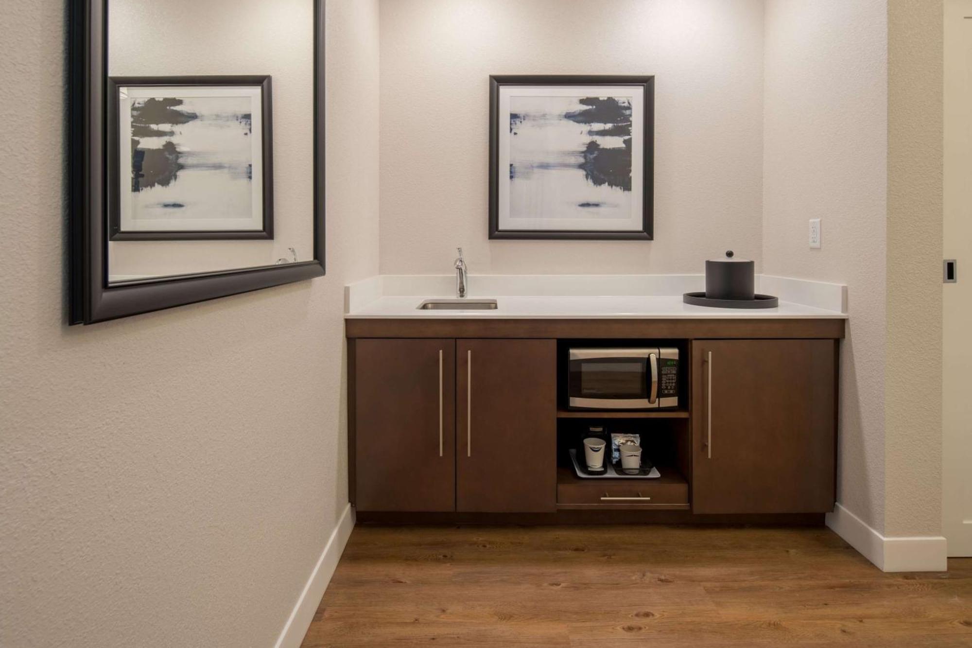 Hampton Inn And Suites By Hilton Portland-Pearl District מראה חיצוני תמונה