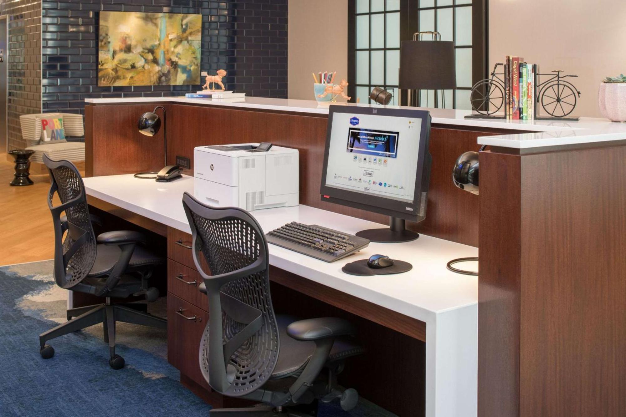 Hampton Inn And Suites By Hilton Portland-Pearl District מראה חיצוני תמונה
