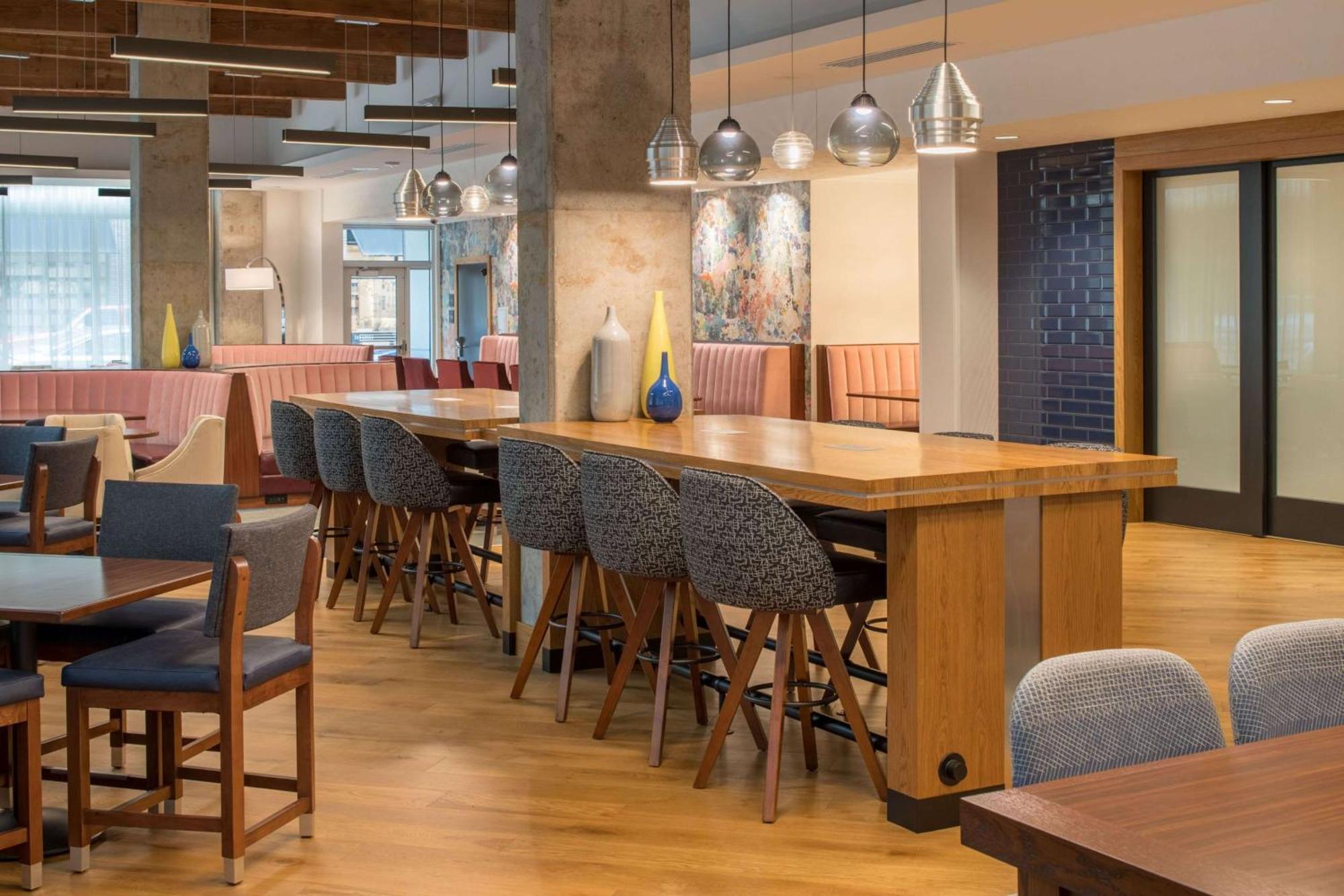 Hampton Inn And Suites By Hilton Portland-Pearl District מראה חיצוני תמונה