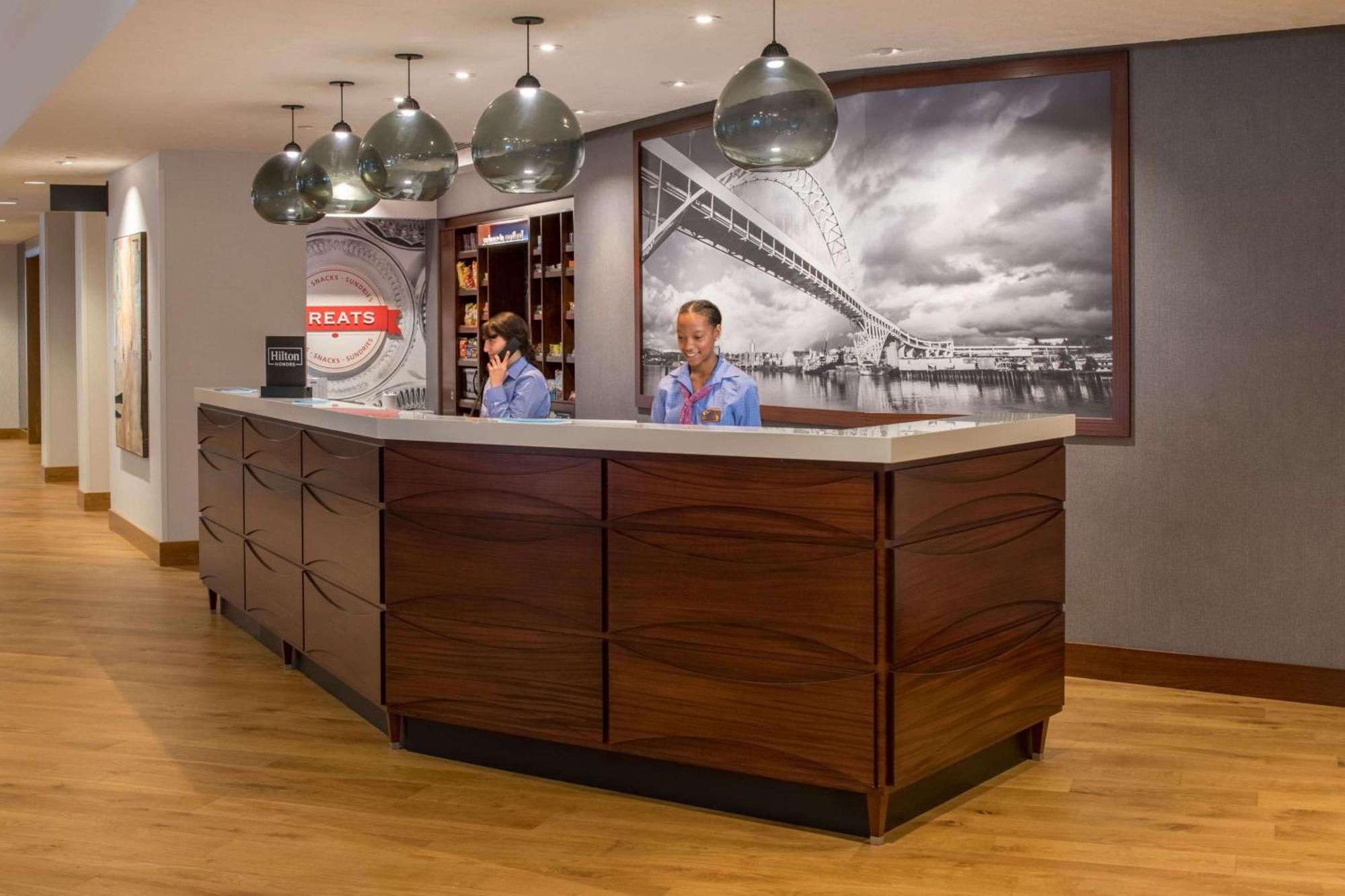 Hampton Inn And Suites By Hilton Portland-Pearl District מראה חיצוני תמונה